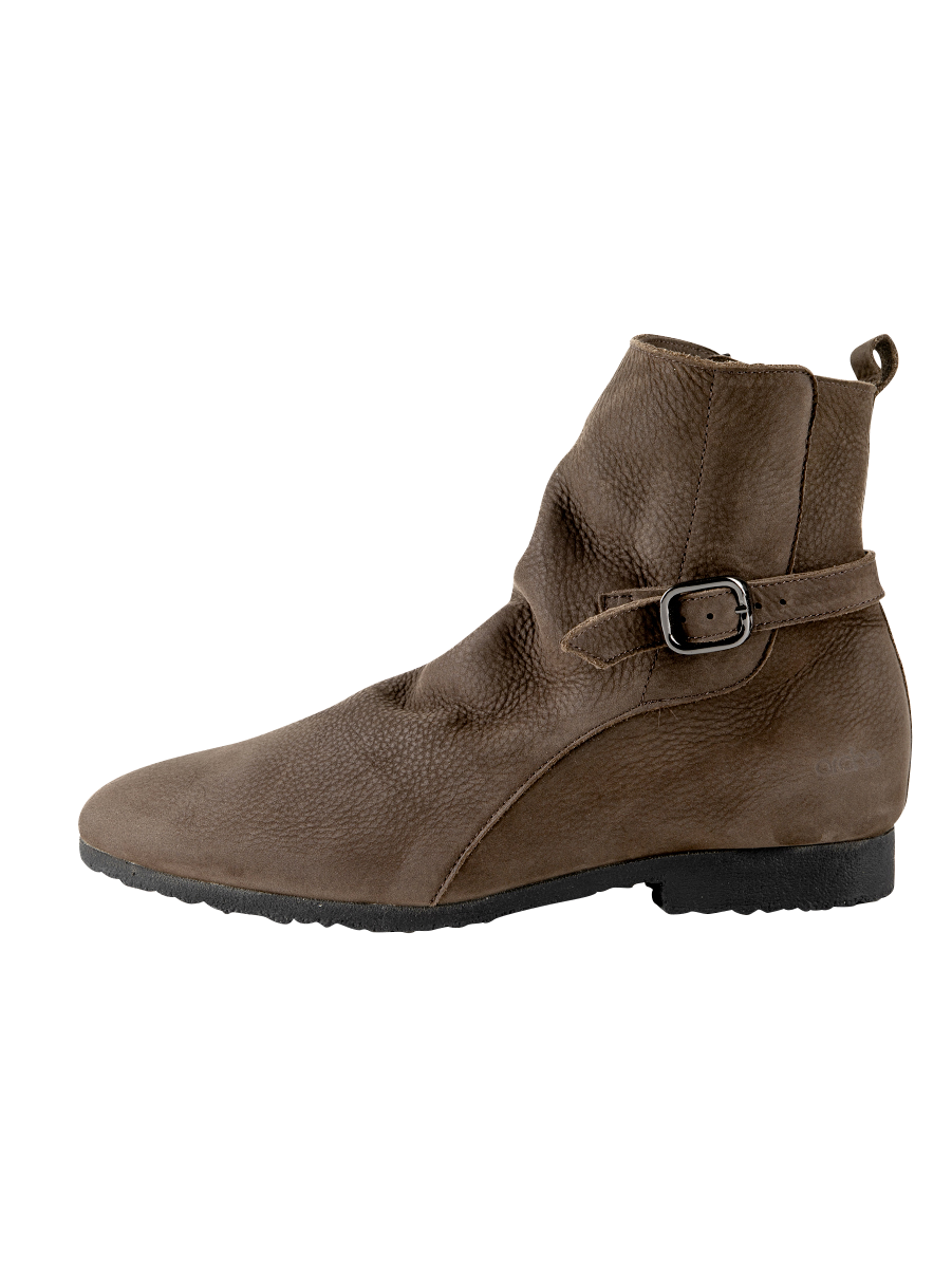 boots Sadkar