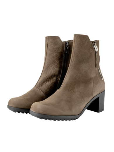 Shelba ankle boots