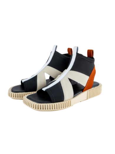 Ixoeke sandals