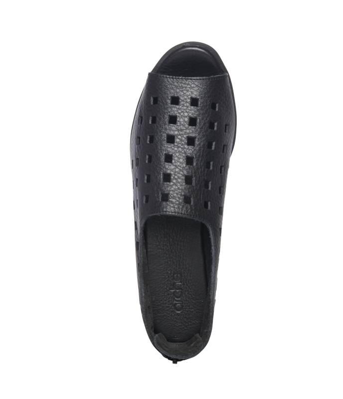 Drick slip on