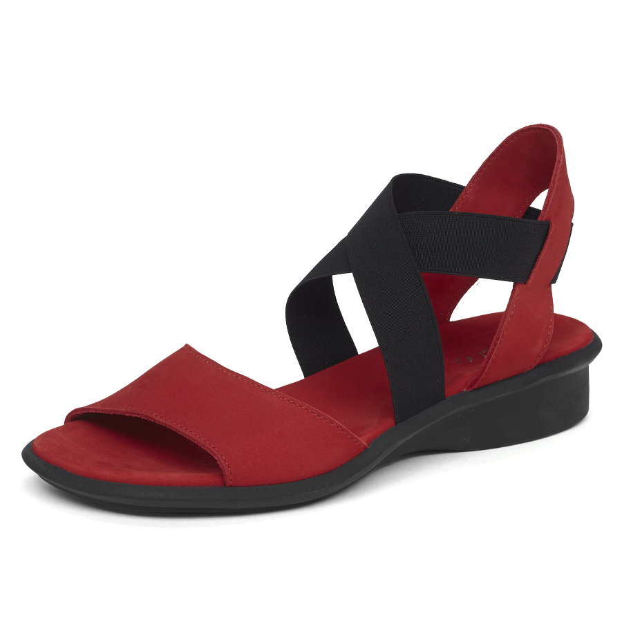 Satia sandals