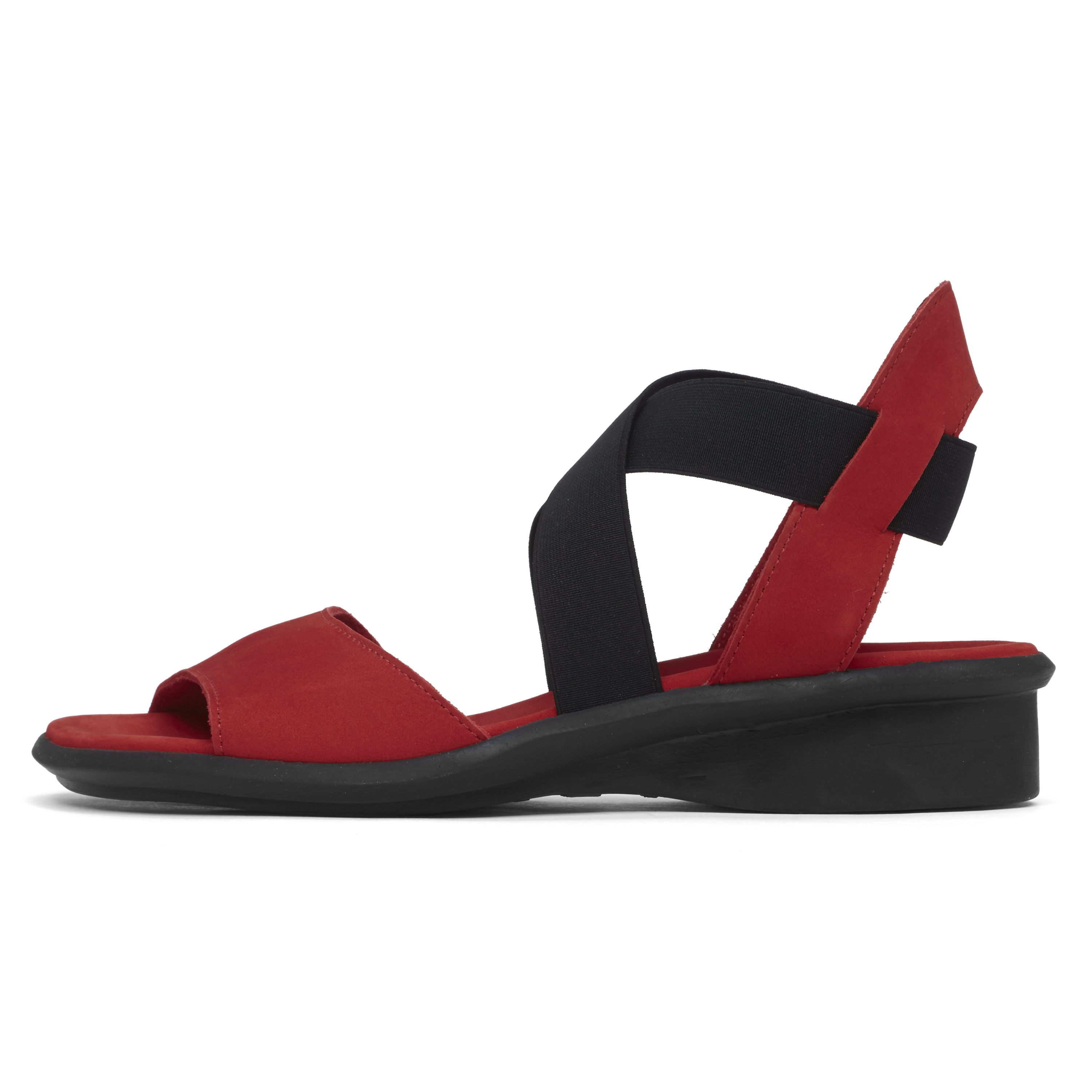 Satia sandals