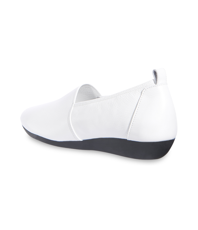 Onyko slip on