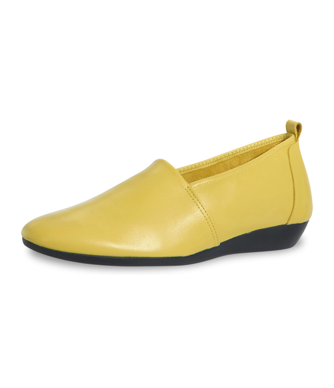 Onyko slip on