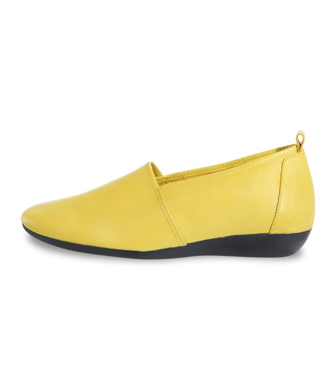 Onyko slip on