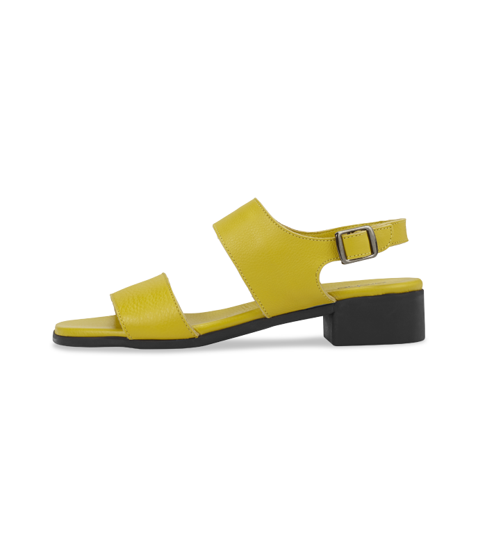 Tinaka sandals