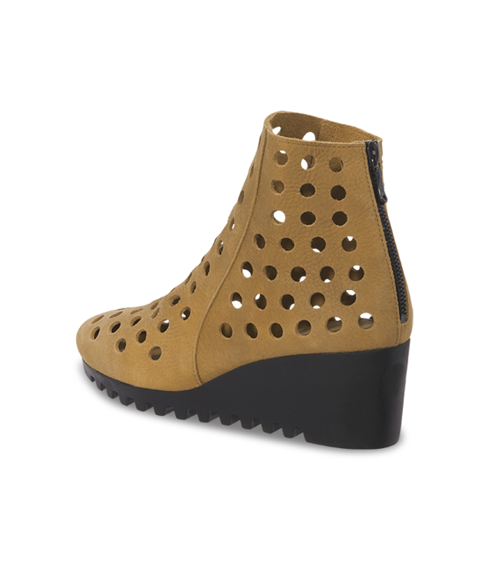 Larome ankle boots