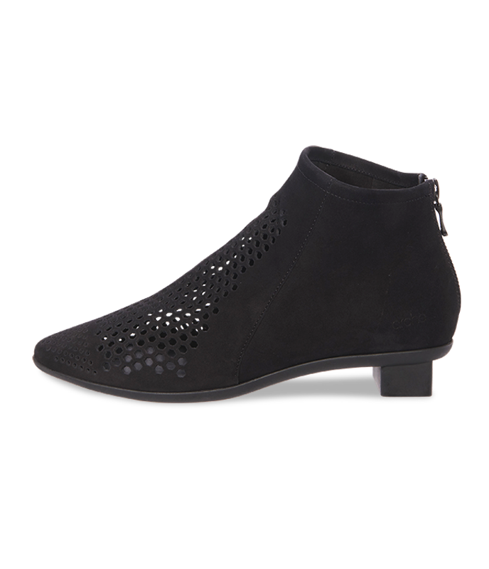 Raikho ankle boots