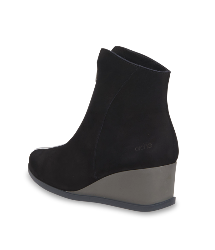 Women's leigh clearance wedge chelsea boot