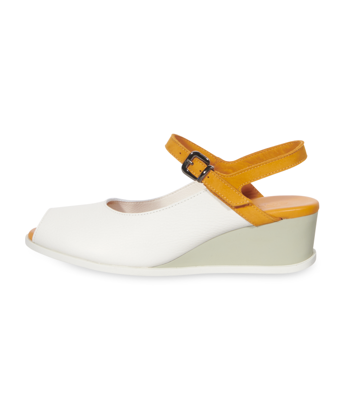 Surroa sandals