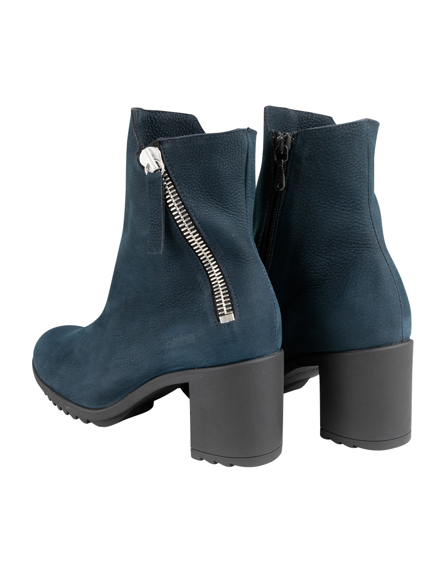 Shelba ankle boots