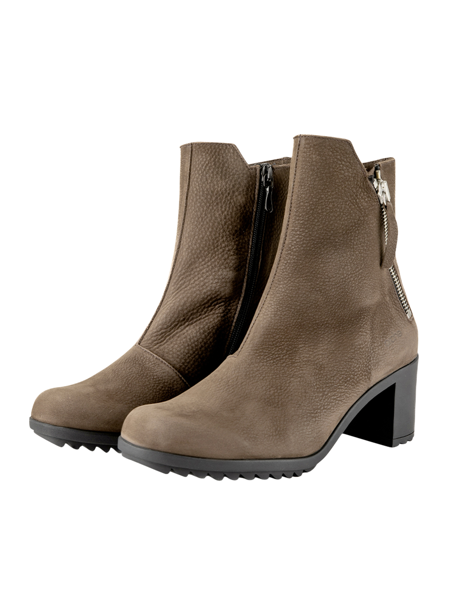 Shelba ankle boots