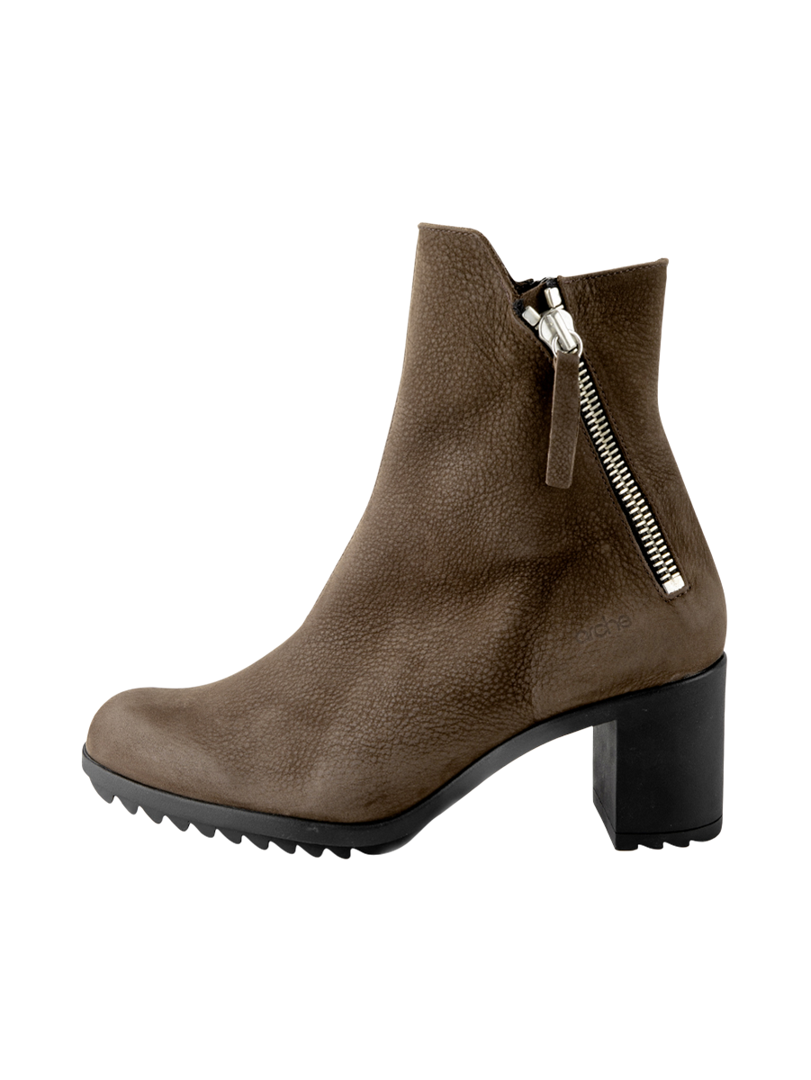 Shelba ankle boots