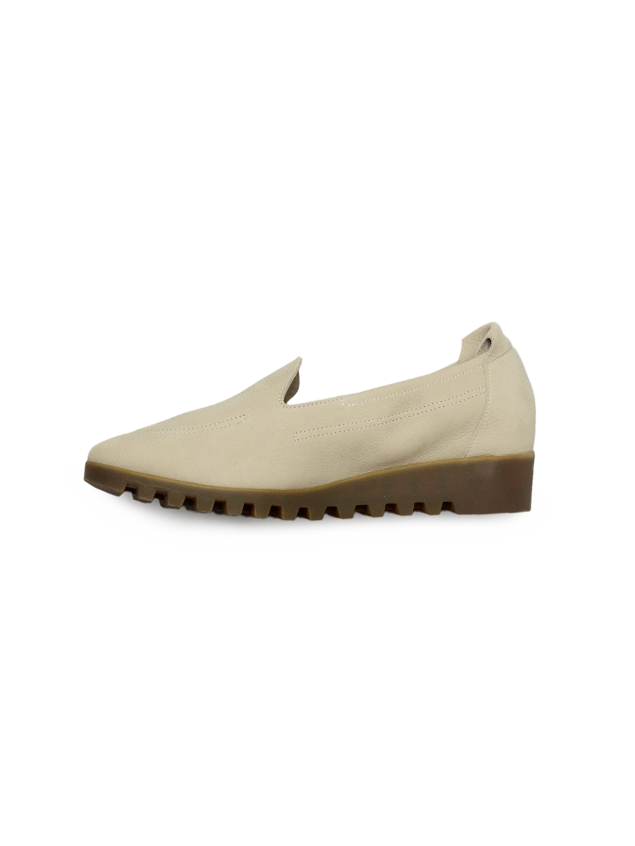 Lomhoo slip on