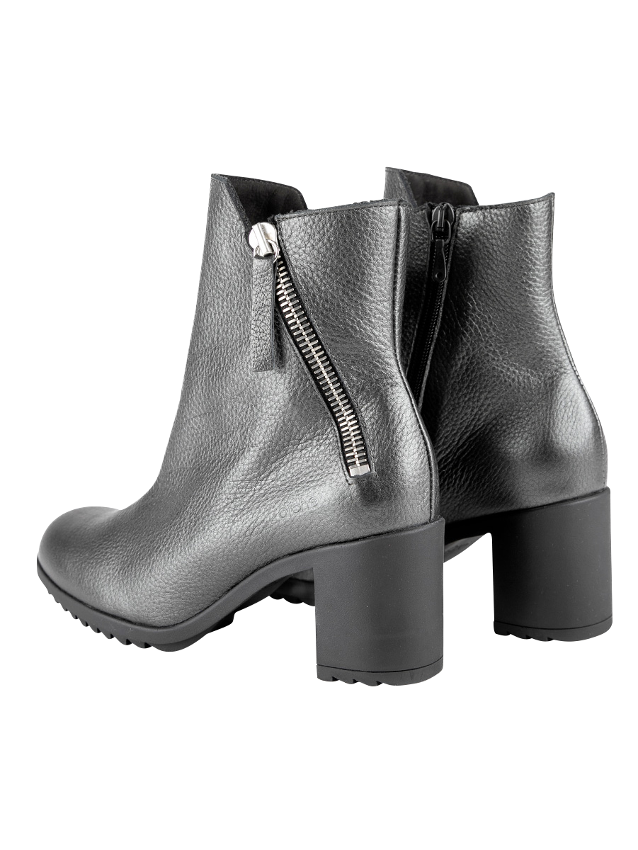 Shelba ankle boots