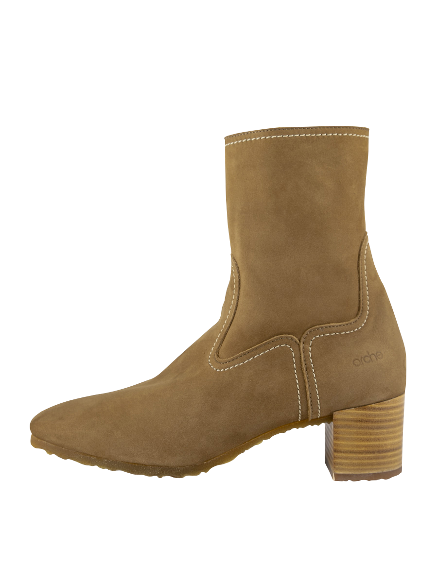 Souale ankle boots