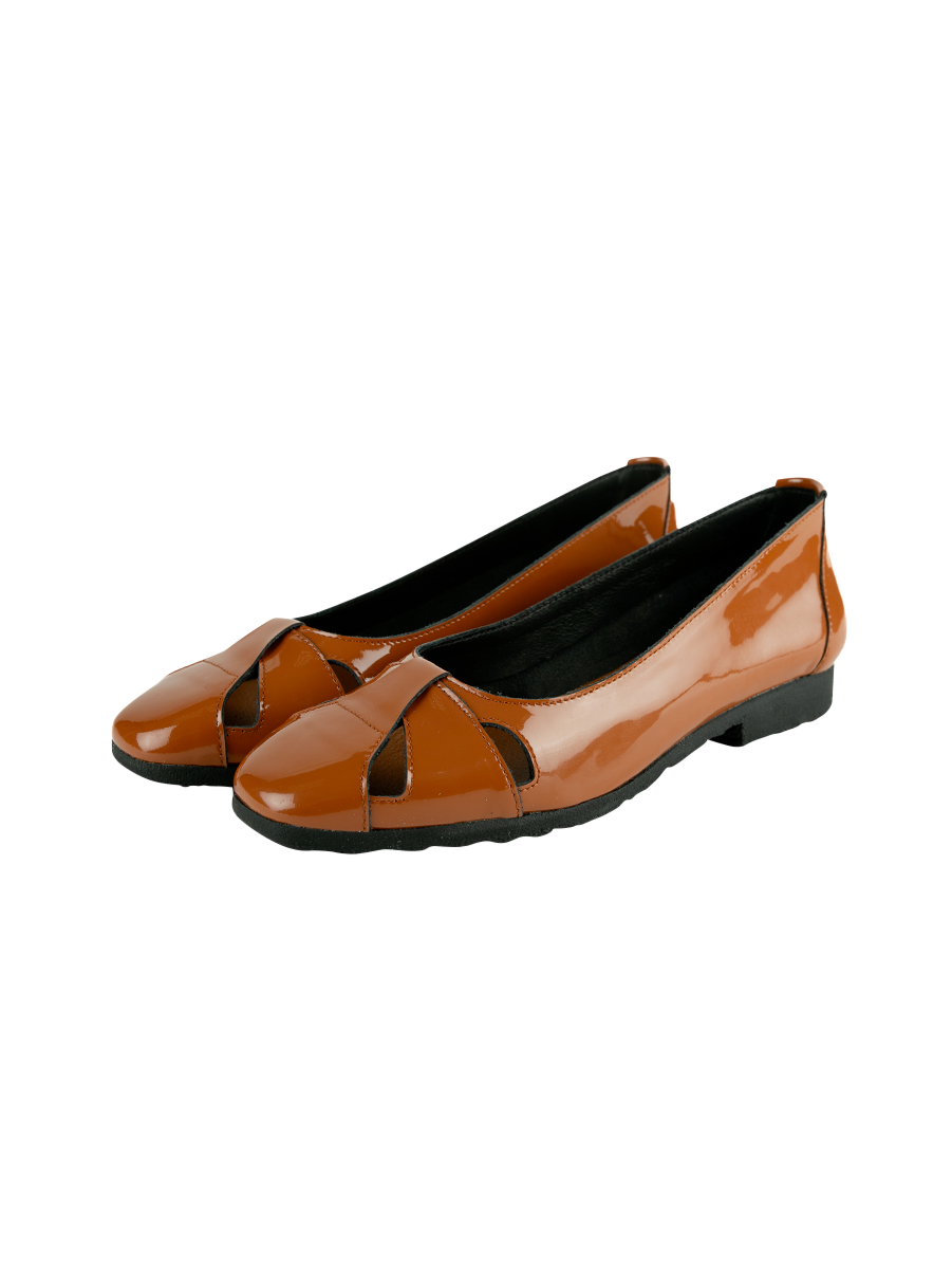 Sadyak slip on