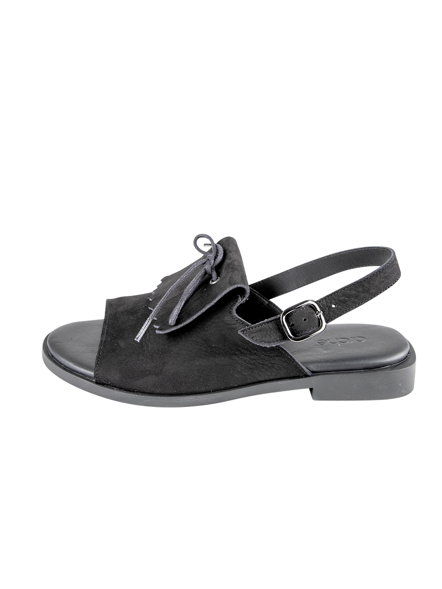 Kakuma sandals