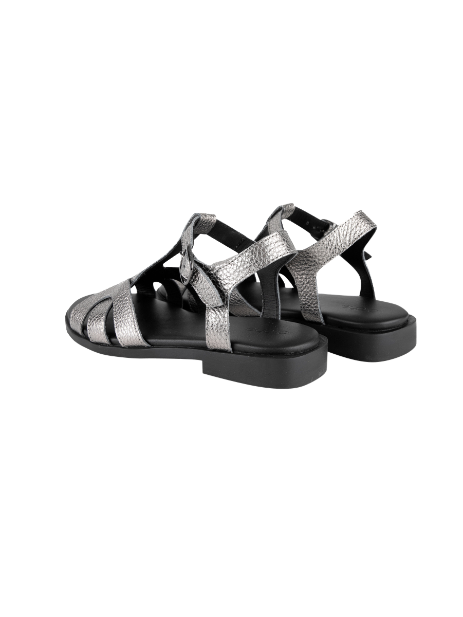 Kakuri sandals